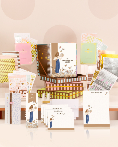 Daily Planner 2027 | Butterfly | Diva Grace