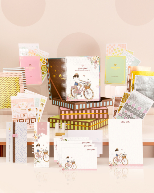 Daily Planner 2027 | Miley | PaperDiva
