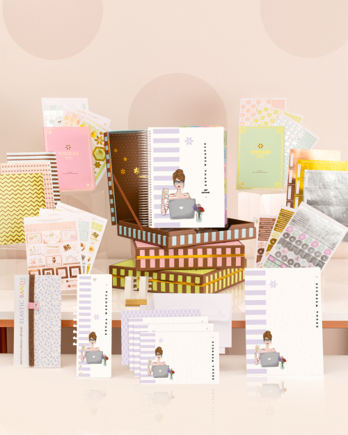 Daily Planner 2027 | PaperDiva | PaperLover